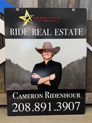 208 Real Estate agent photo panel